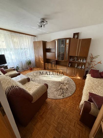 Apartament cu 2 camere decomandat, mobilat în Negru Vodă