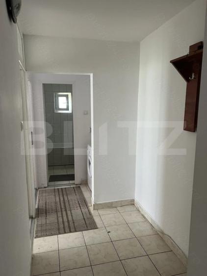 Apartament cu 3 camere decomandat în Canta
