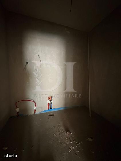 Apartament cu 4 camere în Florești