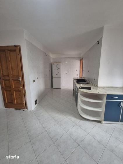 Apartament cu 2 camere decomandat în Rogerius