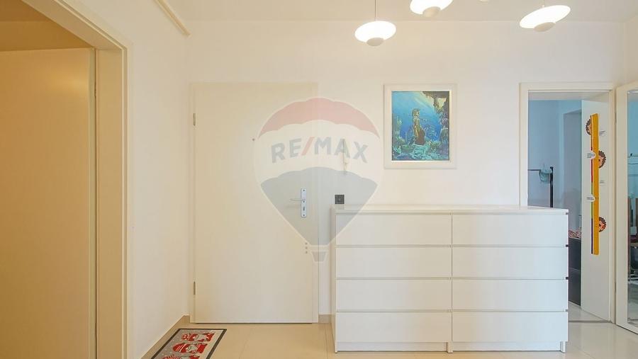 Apartament cu 2 camere decomandat, mobilat în Avantgarden