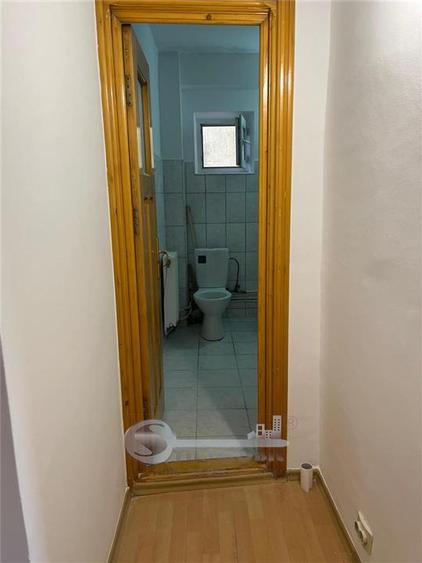 Apartament cu 3 camere decomandat în Nicolina