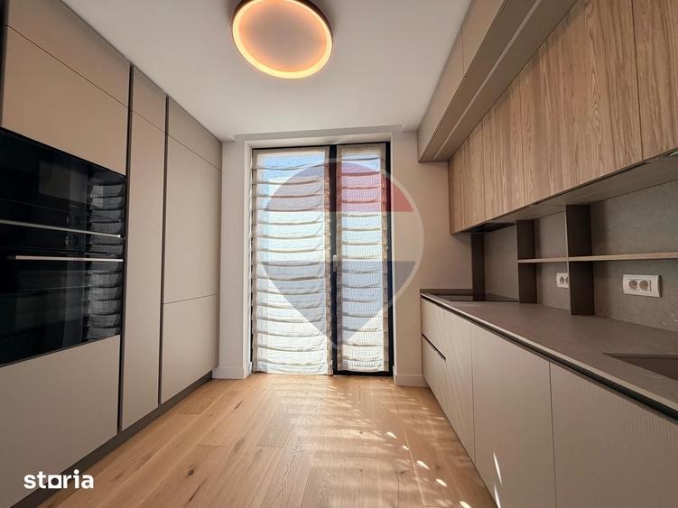 Casă cu 4 camere cu Teren 230 Mp în Berceni