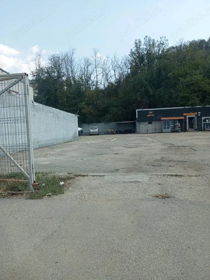 Spațiu comercial, de 1,100 mp, în Central