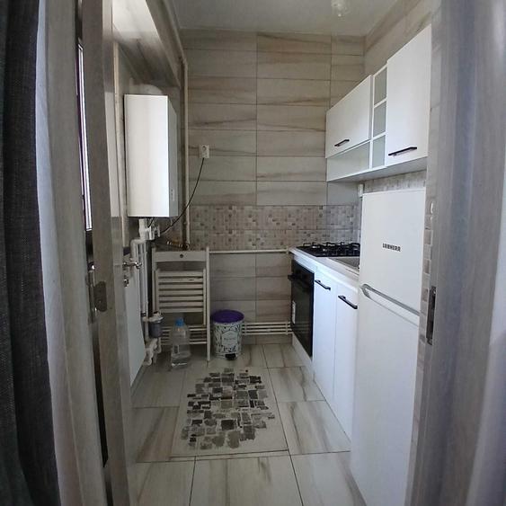 Garsonieră decomandată în Central