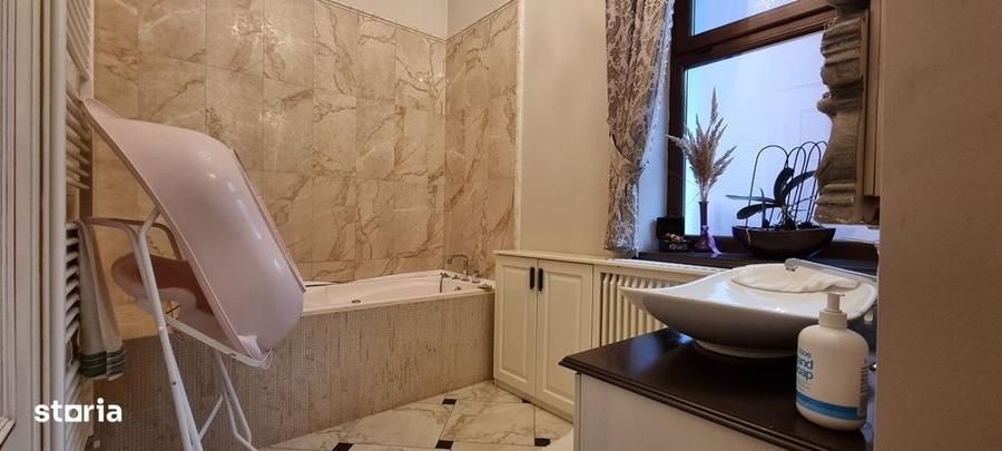 Apartament cu 3 camere în Podgoria
