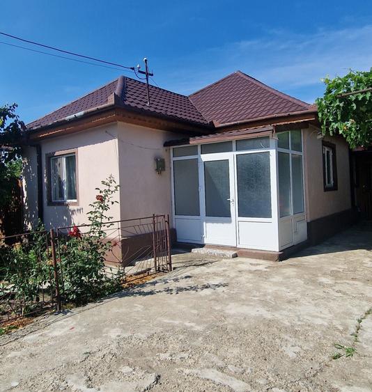 Casă cu 3 camere în Vernești