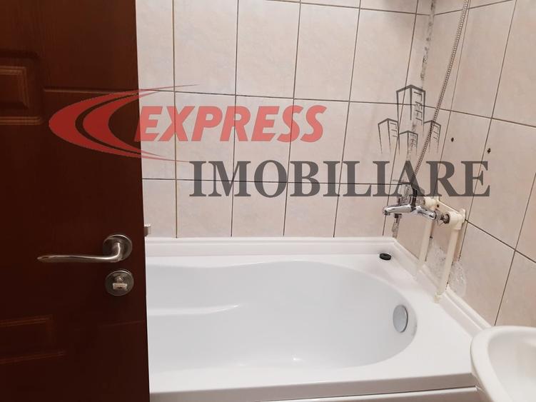 Apartament cu 3 camere decomandat în Dristor