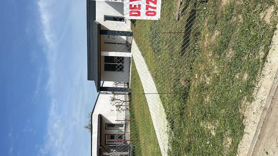 Casă cu 3 camere cu Teren 300 Mp în Corbu