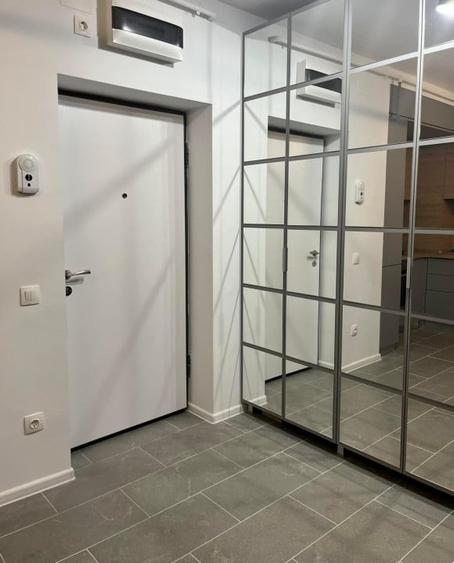 Apartament cu 2 camere semidecomandat, mobilat în Chitila
