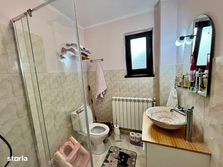 Casă cu 4 camere în Miroslava