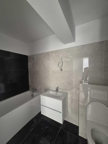Apartament cu 2 camere semidecomandat în Vest