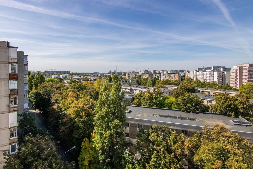 Garsonieră decomandată în Sud