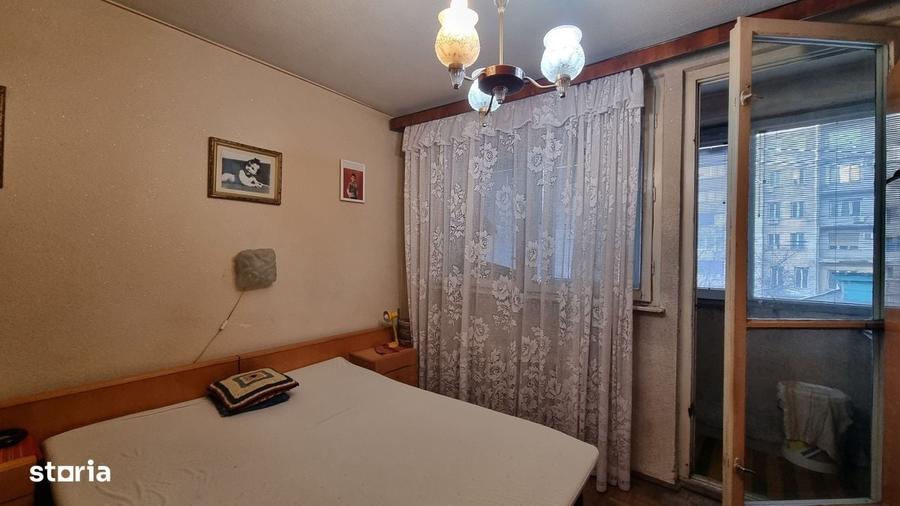 Apartament cu 2 camere decomandat în Sala Palatului