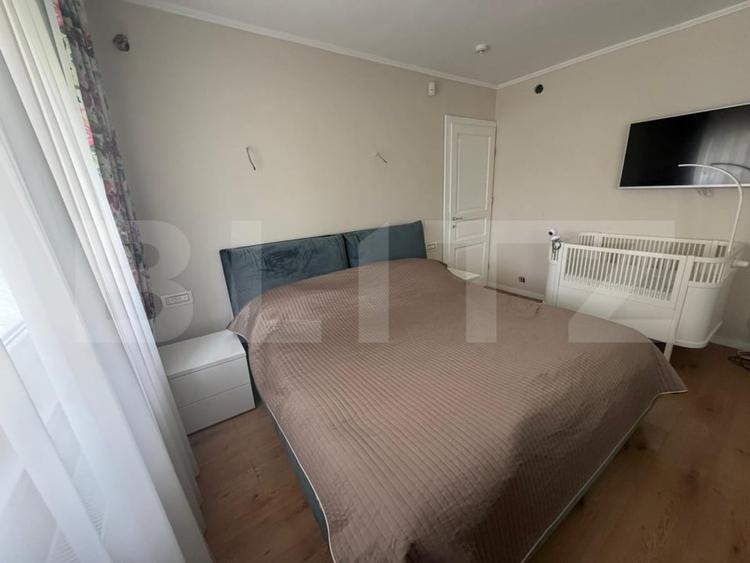 Apartament cu 3 camere decomandat, mobilat în Semicentral