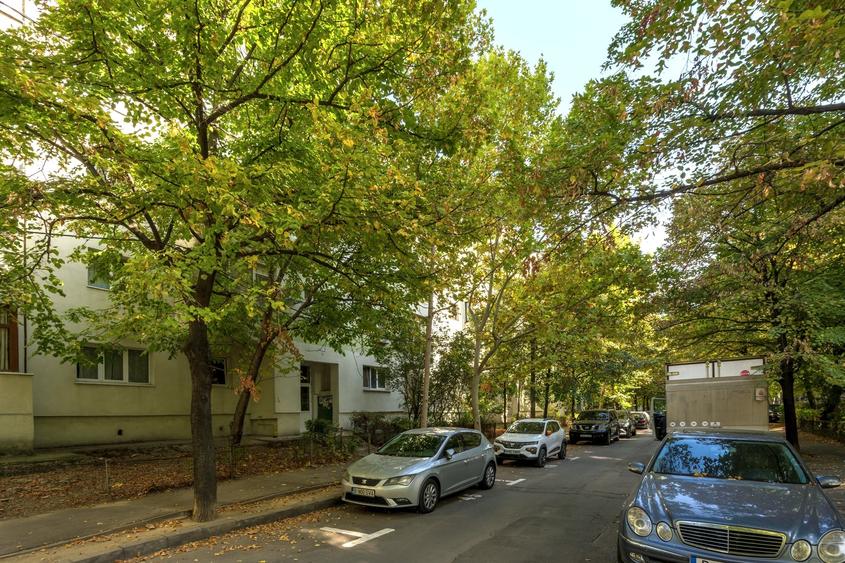 Apartament cu 2 camere decomandat în Colentina