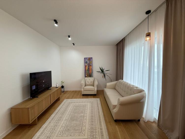 Apartament cu 2 camere decomandat, mobilat în Pipera