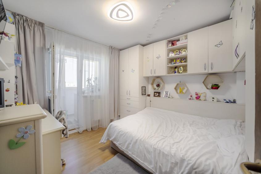Apartament cu 2 camere semidecomandat, mobilat în Dristor