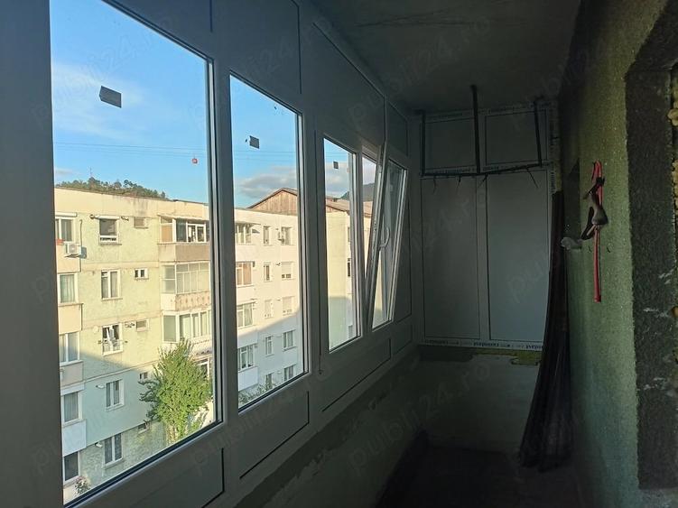 Apartament cu 2 camere semidecomandat în Precista