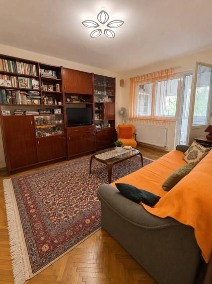 Apartament cu 3 camere decomandat în Tomis Nord