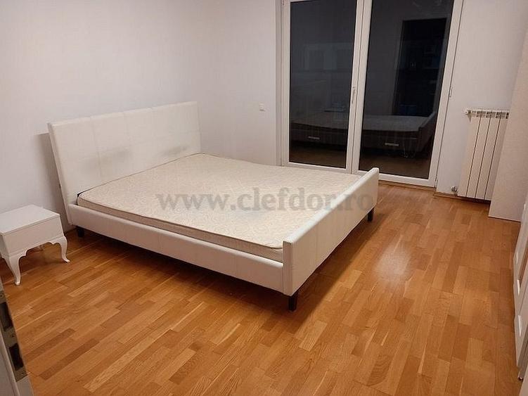 Apartament cu 4 camere decomandat în Pipera