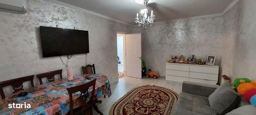 Apartament cu 3 camere decomandat în Unirii Sud