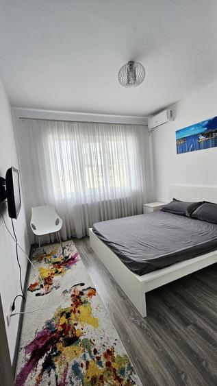 Apartament cu 2 camere decomandat în Păcii