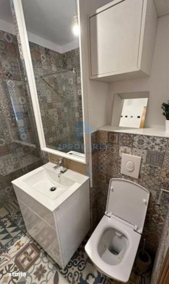 Apartament cu 3 camere în Vatra Luminoasă