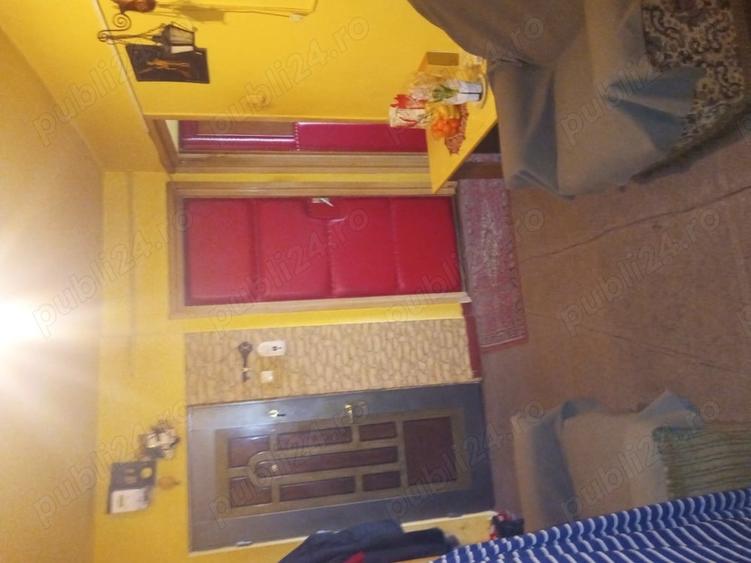 Apartament cu 3 camere decomandat în Aurel Vlaicu