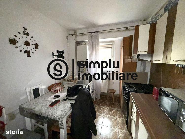Apartament cu 3 camere decomandat în Robănești