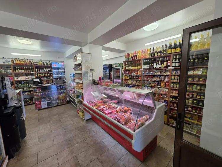 Spațiu comercial, de 300 mp, în Boldești