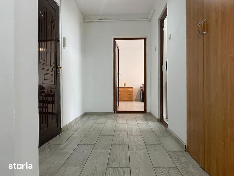 Apartament cu 2 camere decomandat în Central