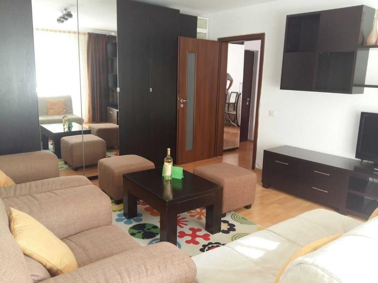 Apartament cu 2 camere decomandat în 13 Septembrie