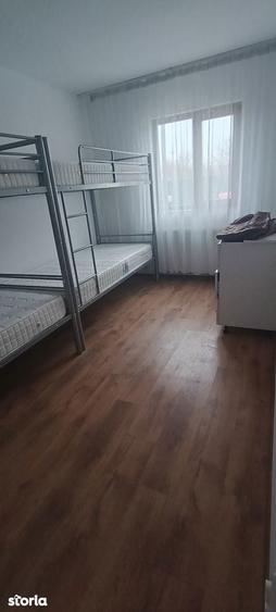 Apartament cu 10 camere în Ion Creangă
