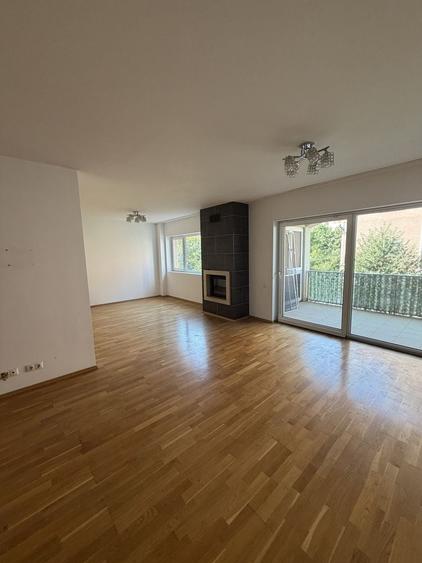 Apartament 3 camere, 130 mp, terasa, semineu, piscine, parcare si boxa Ibiza Sol Pipera - 2