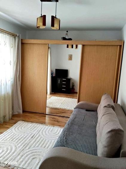 Apartament cu 4 camere în Sub Coastă