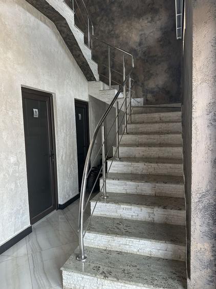 Casă cu 4 camere în Costi