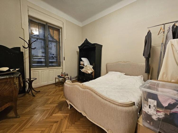 Piata Unirii! Cladire renovata!. Vedere pe pietonala! Lift! - 6