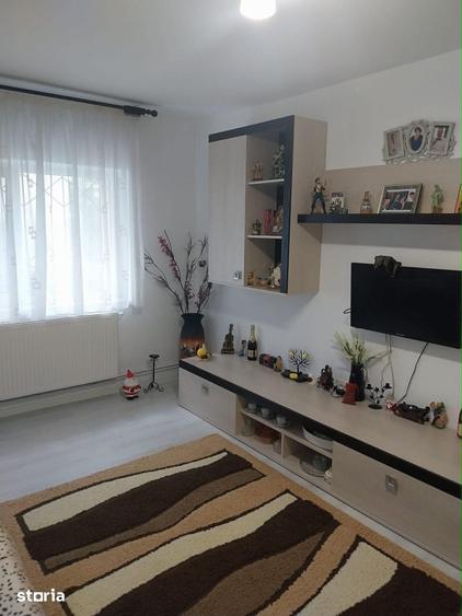 Apartament cu 2 camere decomandat în Valea Cetății