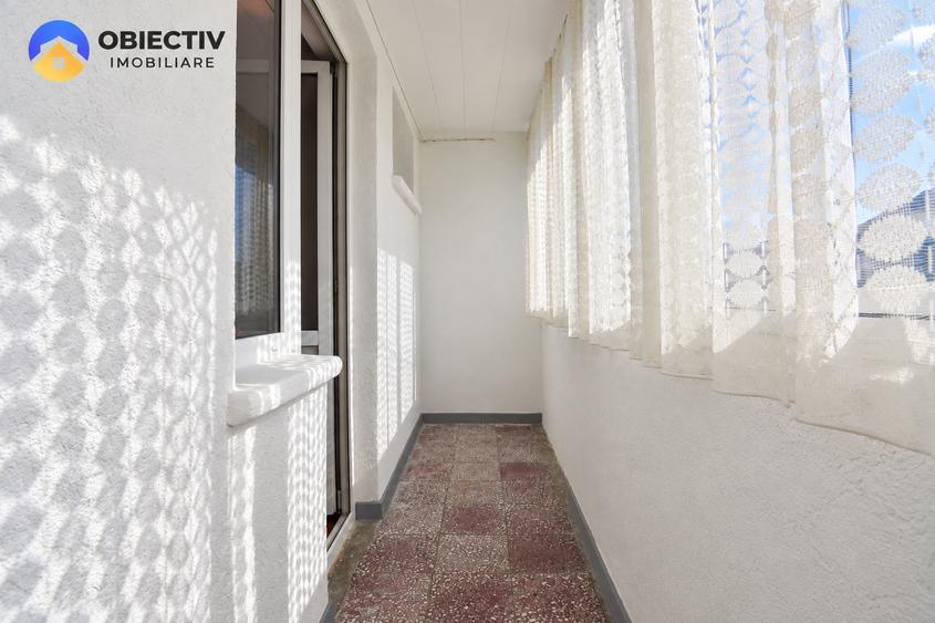 Apartament cu 3 camere decomandat în Central