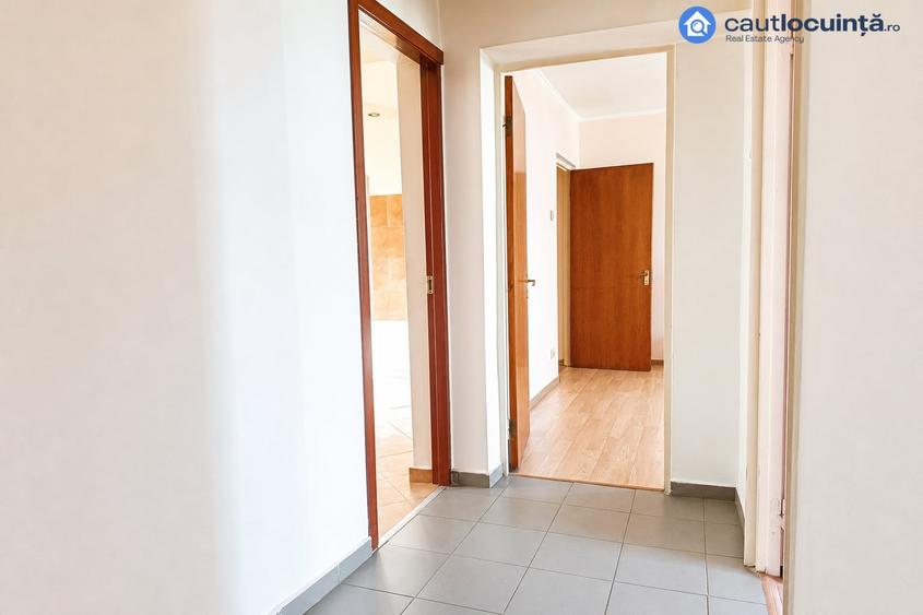 Apartament cu 3 camere în Pantelimon