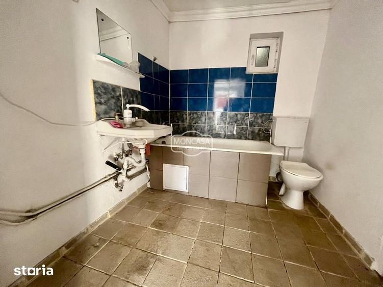 Casă cu 3 camere cu Teren 1050 Mp în Central