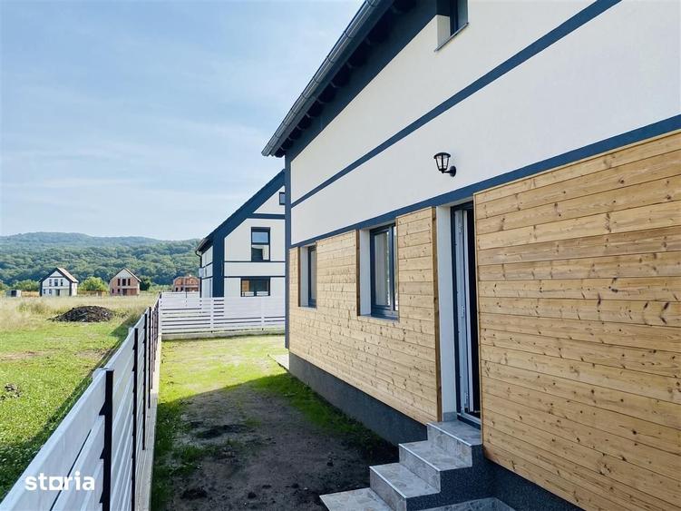 Casă cu 3 camere cu Teren 1107 Mp în Tălmaciu