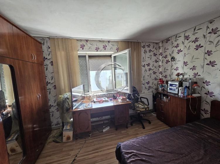 Apartament cu 2 camere semidecomandat în Micro 3