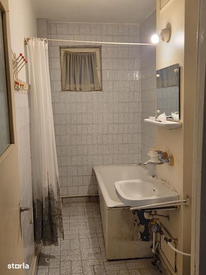 Apartament cu 2 camere în Micro 20