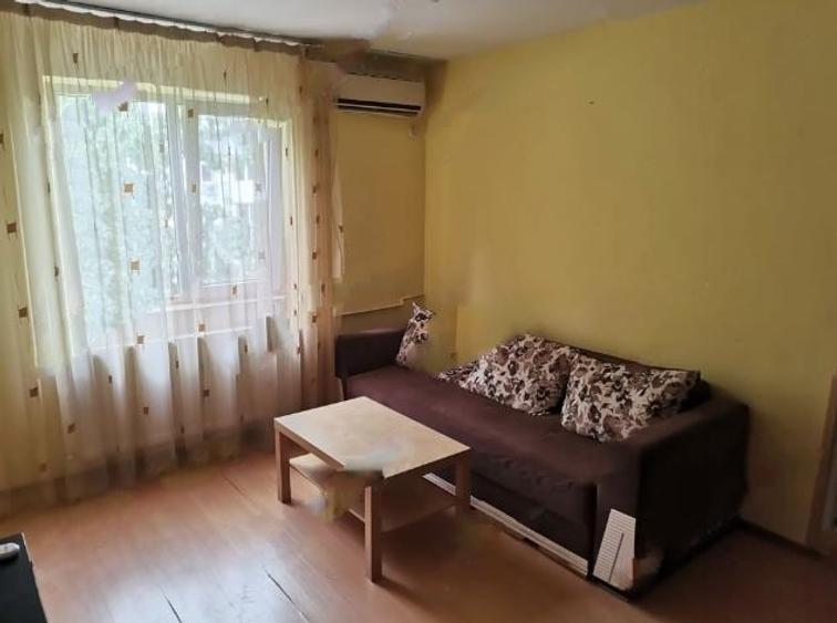 Apartament cu 2 camere decomandat, mobilat în P-ța Reșița