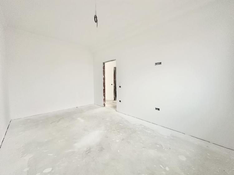 Duplex cu 3 camere cu Canalizare în Urseni
