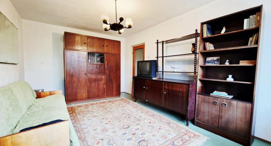 Apartament cu 2 camere decomandat, mobilat în Titan