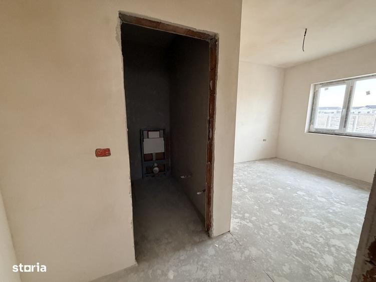Casă cu 3 camere în Urseni
