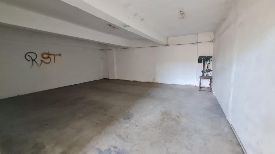 Spațiu industrial, de 265 mp, în Vest